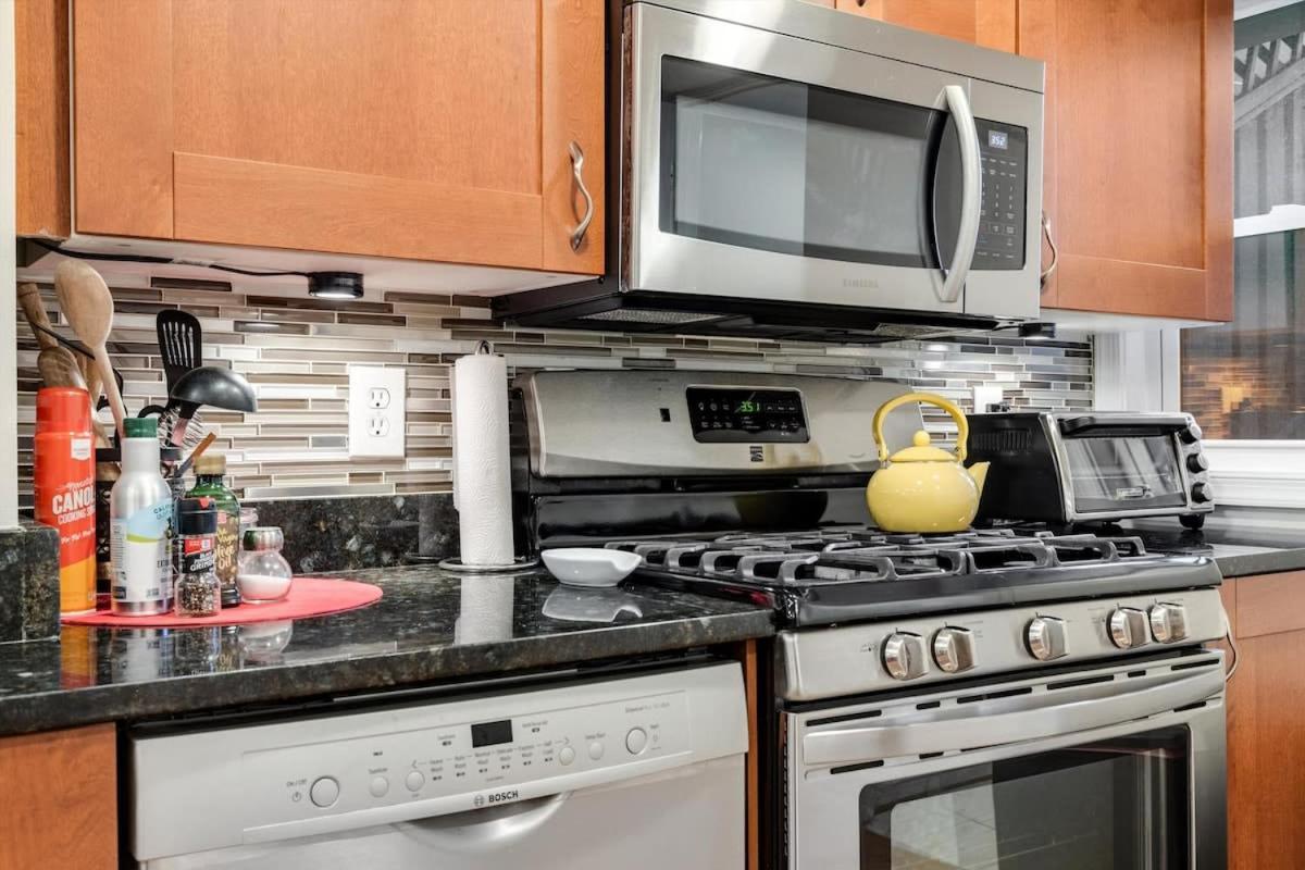 Entire 1-Br Apt In Noma Eckington Washington Exterior foto